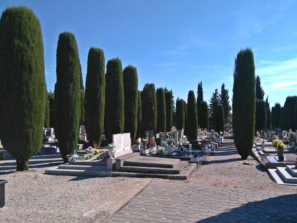 Gradsko groblje Belafuža - Foto 2